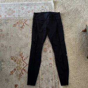 Lululemon leggings with pockets